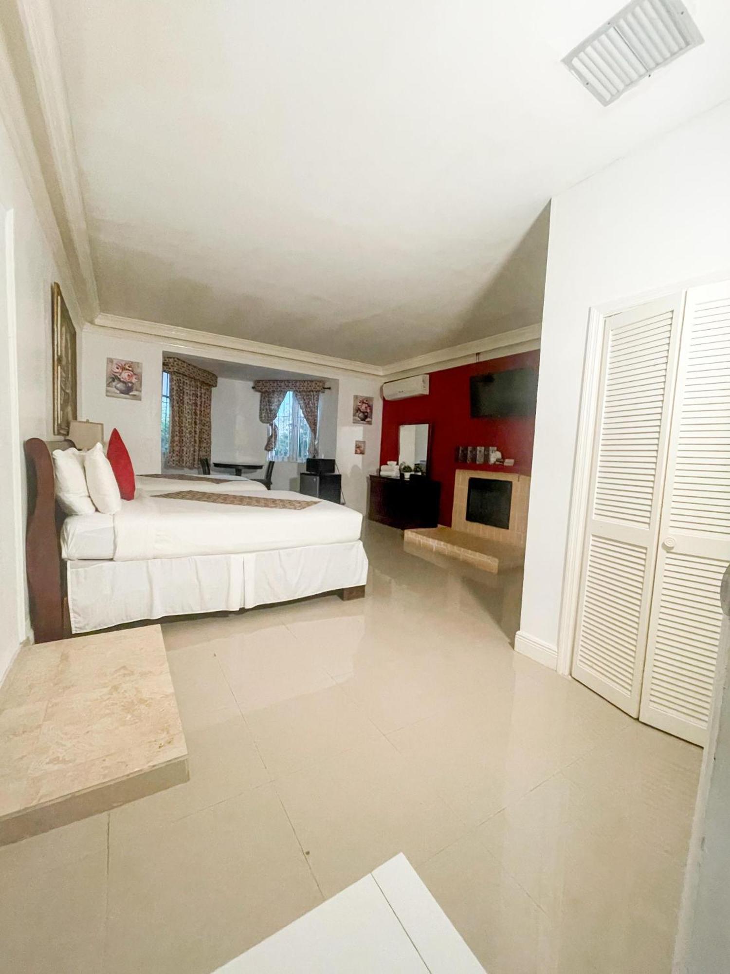 Bed and Breakfast Golden Palms House Nasáu Exterior foto
