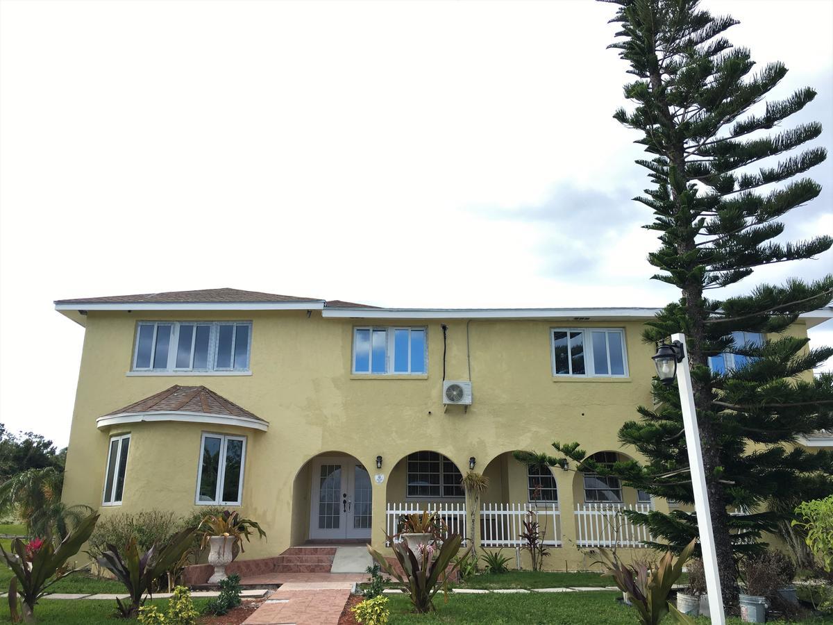 Bed and Breakfast Golden Palms House Nasáu Exterior foto