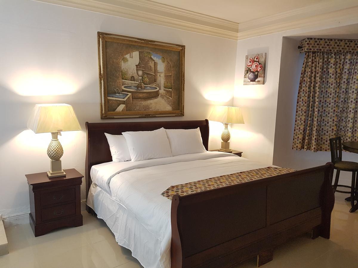 Bed and Breakfast Golden Palms House Nasáu Exterior foto