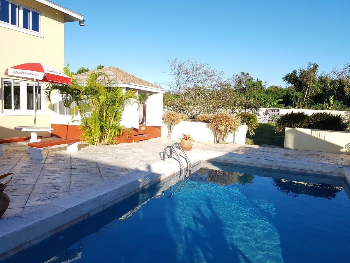 Bed and Breakfast Golden Palms House Nasáu Exterior foto