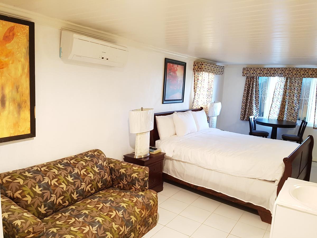 Bed and Breakfast Golden Palms House Nasáu Exterior foto