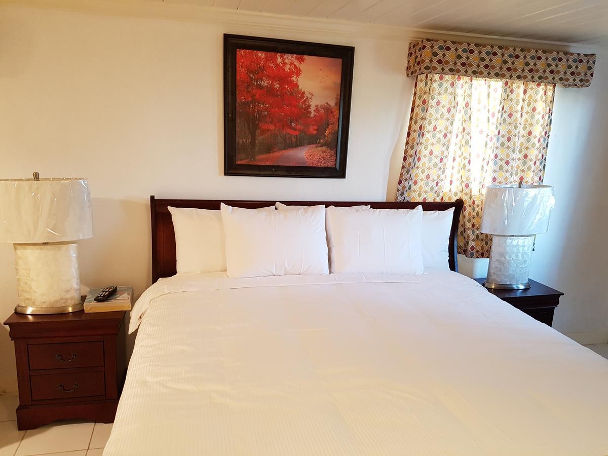 Bed and Breakfast Golden Palms House Nasáu Exterior foto