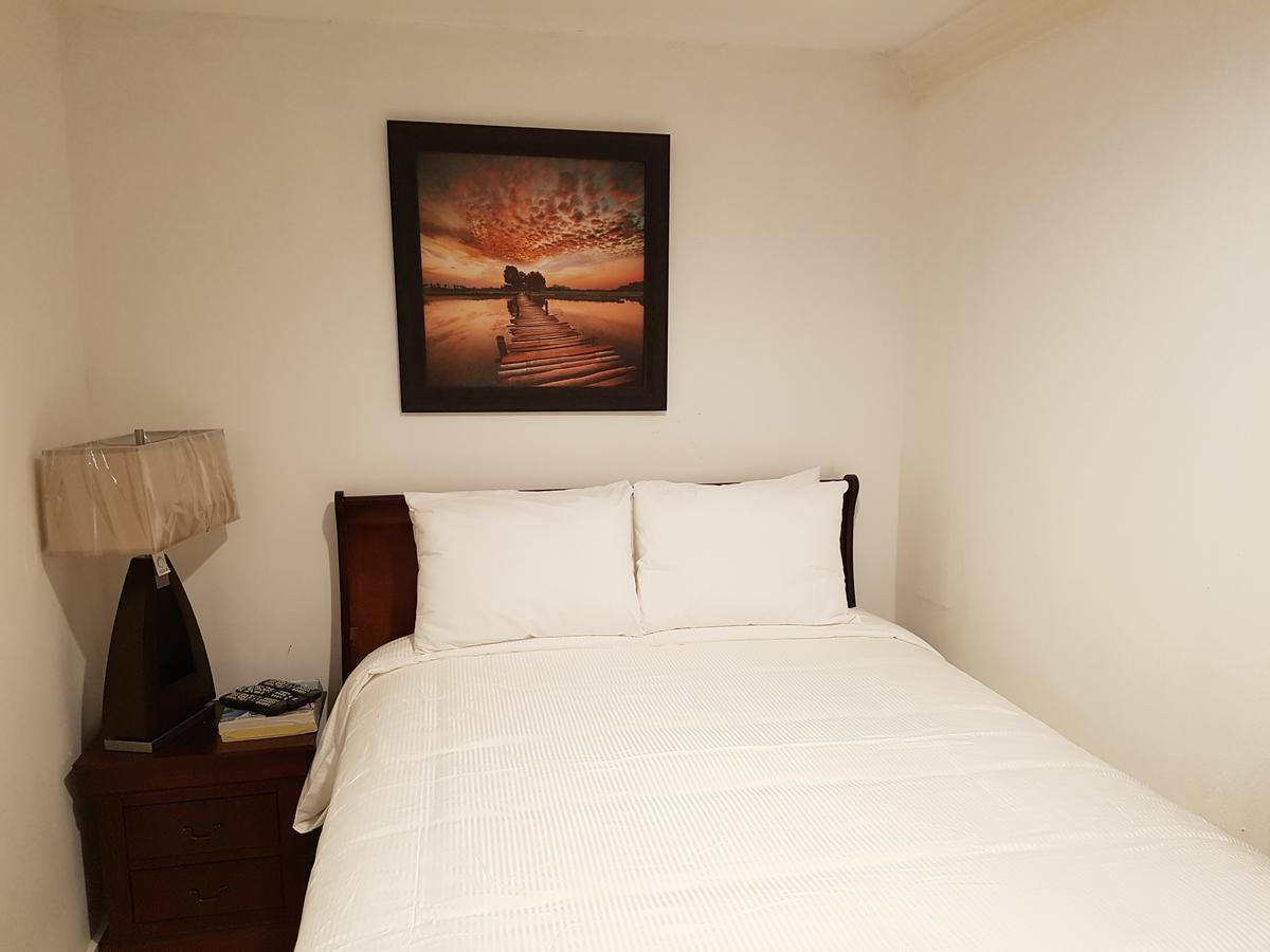 Bed and Breakfast Golden Palms House Nasáu Exterior foto
